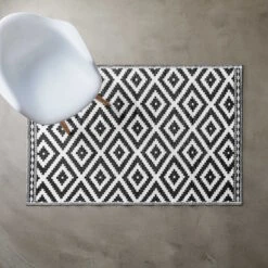 In- & Outdoor-Teppich Ethno Rauten L 180 X B 118cm COLOUR CLASH In Schwarz-Weiß 10 In- & Outdoor-Teppich Ethno Rauten L 180 X B 118cm COLOUR CLASH In Schwarz-Weiß -Dekoration Verkäufe butlers in and outdoor teppich ethno rauten l 180 x b 118cm colour clash in schwarz weiss 2